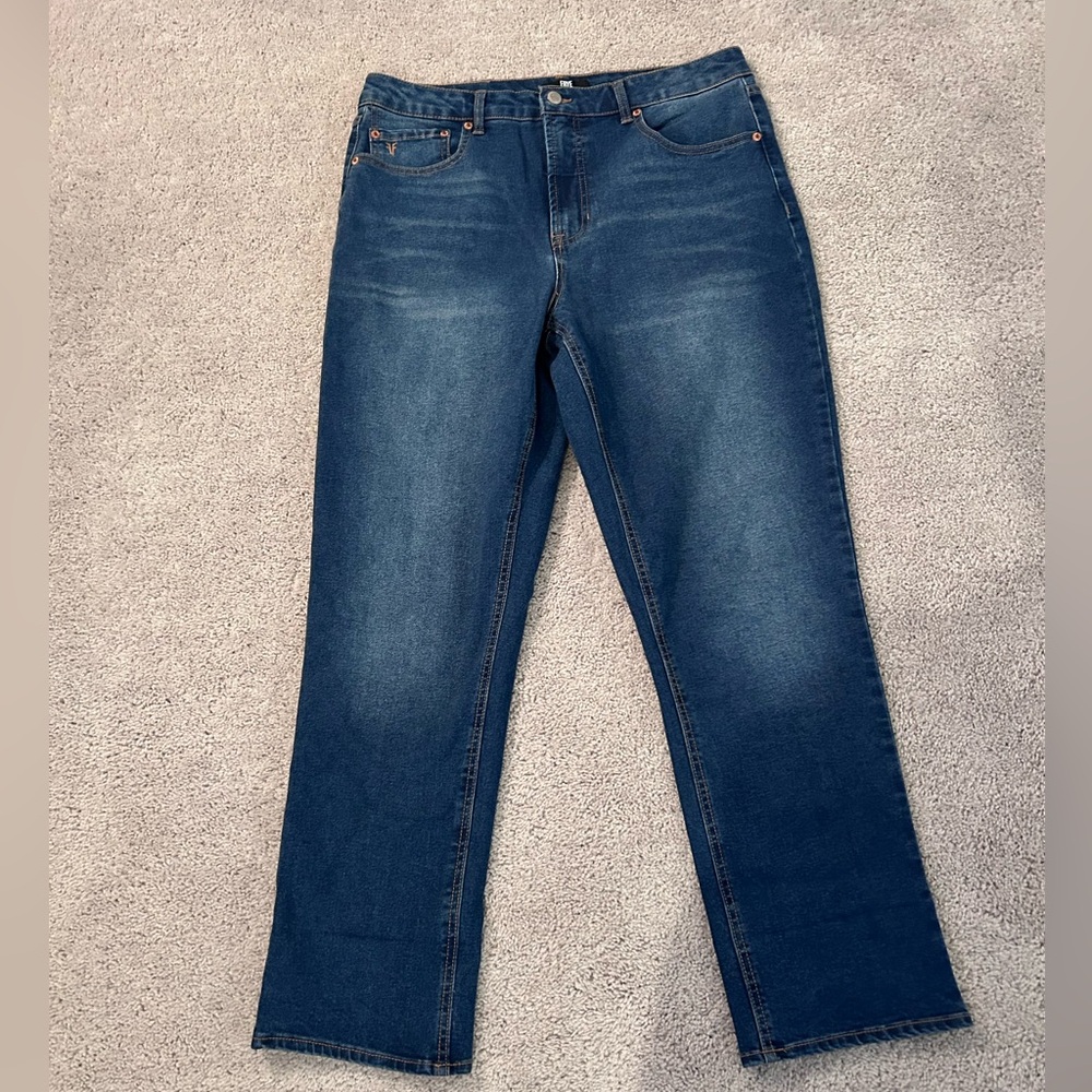 Frye High Rise Amari Medium Wash Roll Cuff Jeans size 12/31